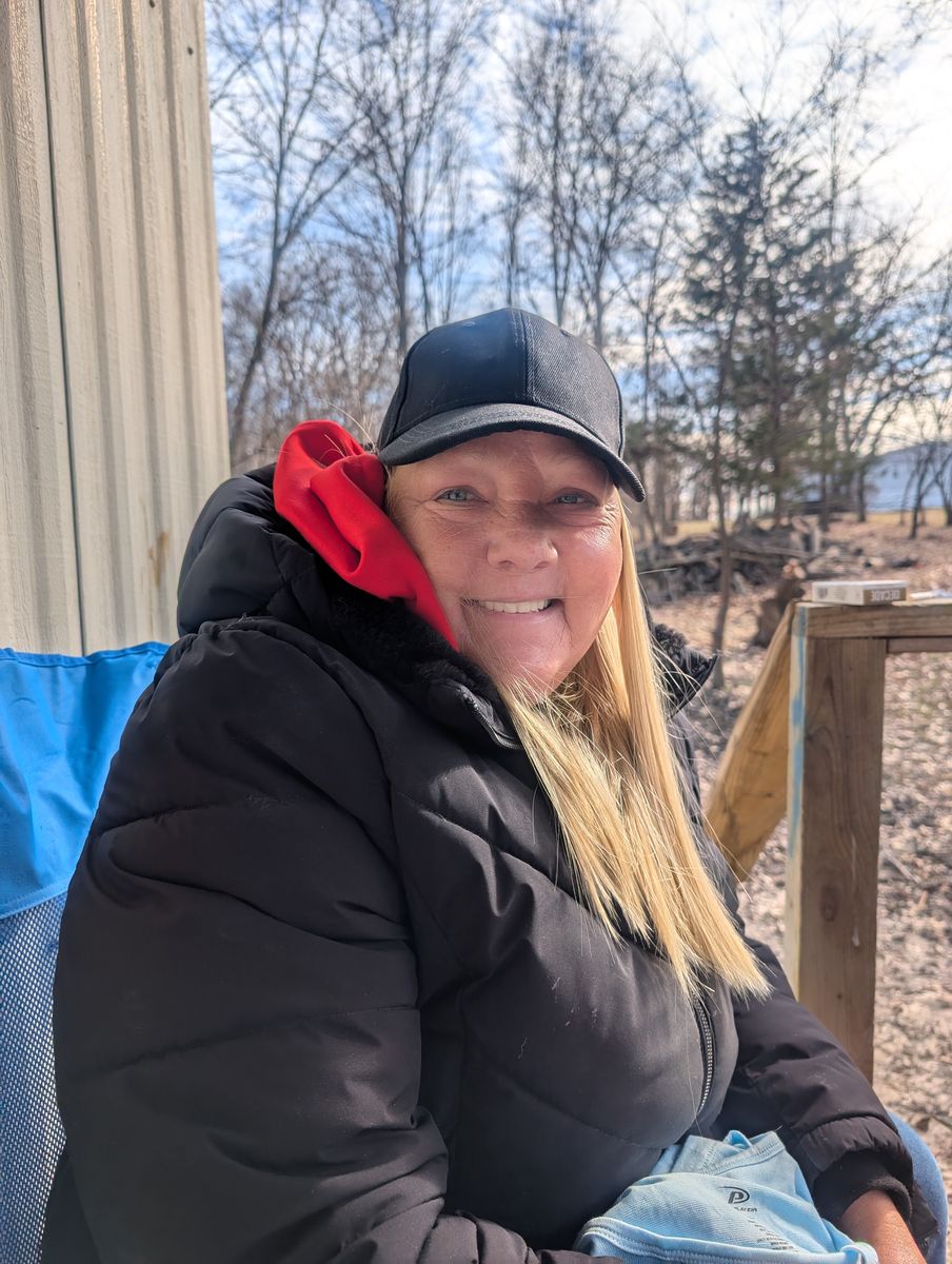 Deanna smiling during chemo journey